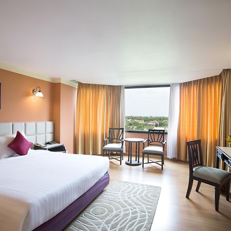 The Imperial Hotel & Convention Centre Phitsanulok Eksteriør bilde