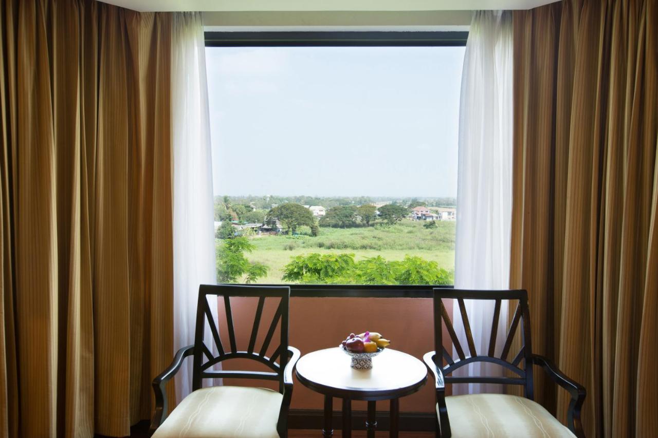The Imperial Hotel & Convention Centre Phitsanulok Eksteriør bilde
